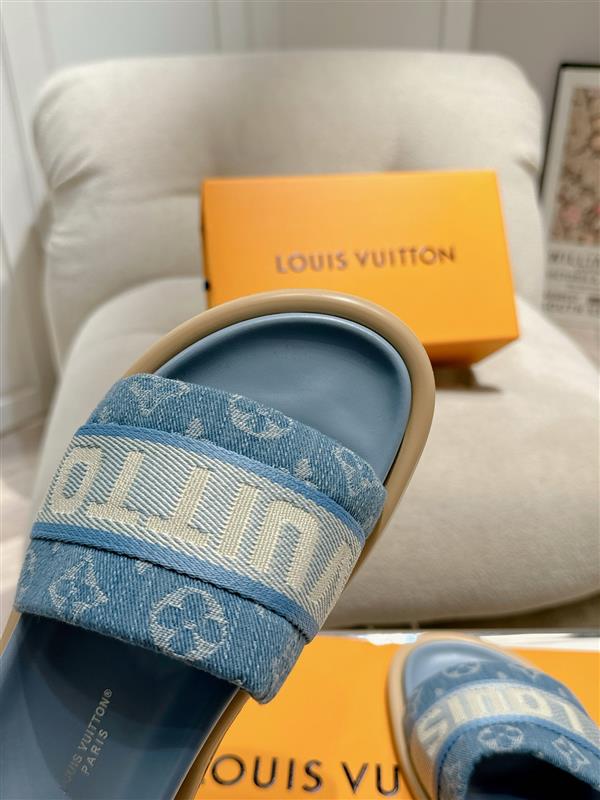 20251128184547663 200